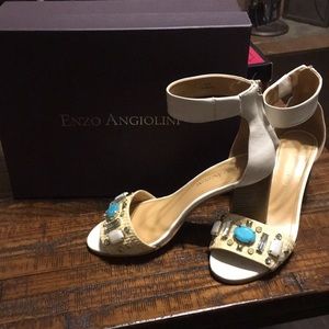 Enzo Angiolini Kitten Heels